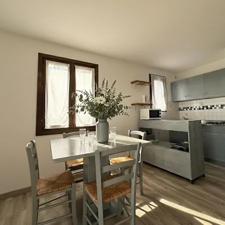 8 Arbousiers 17 Βίλα *