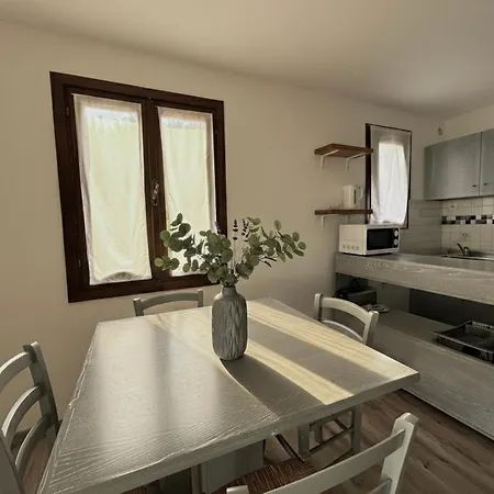 8 Arbousiers 17 보니파시오