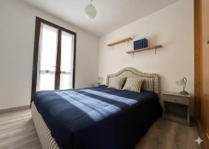 8 Arbousiers 17 Bonifacio (Corsica)