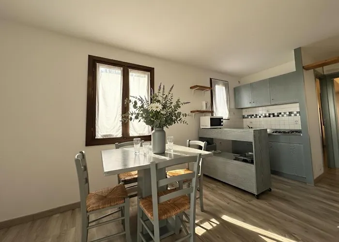 8 Arbousiers 17 Villa *