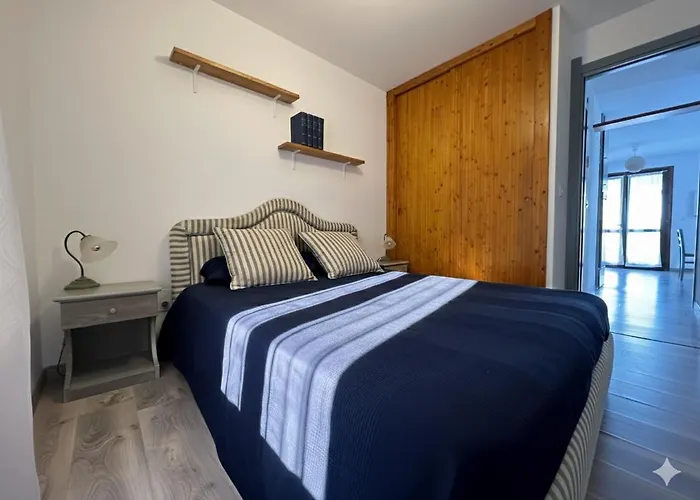 8 Arbousiers 17 Villa *